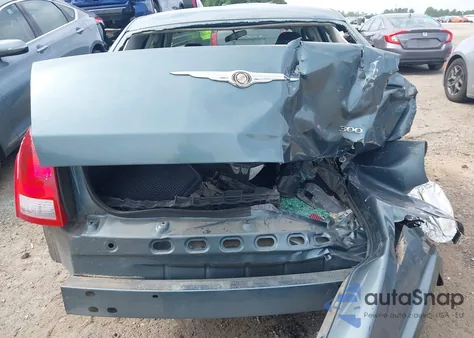 2006 Chrysler 300 из США, поврежденный, VIN 2C3KA43R76H212507